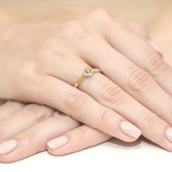 Pierścionek Diament Laboratoryjny żółty 0,15ct żółte złoto 375